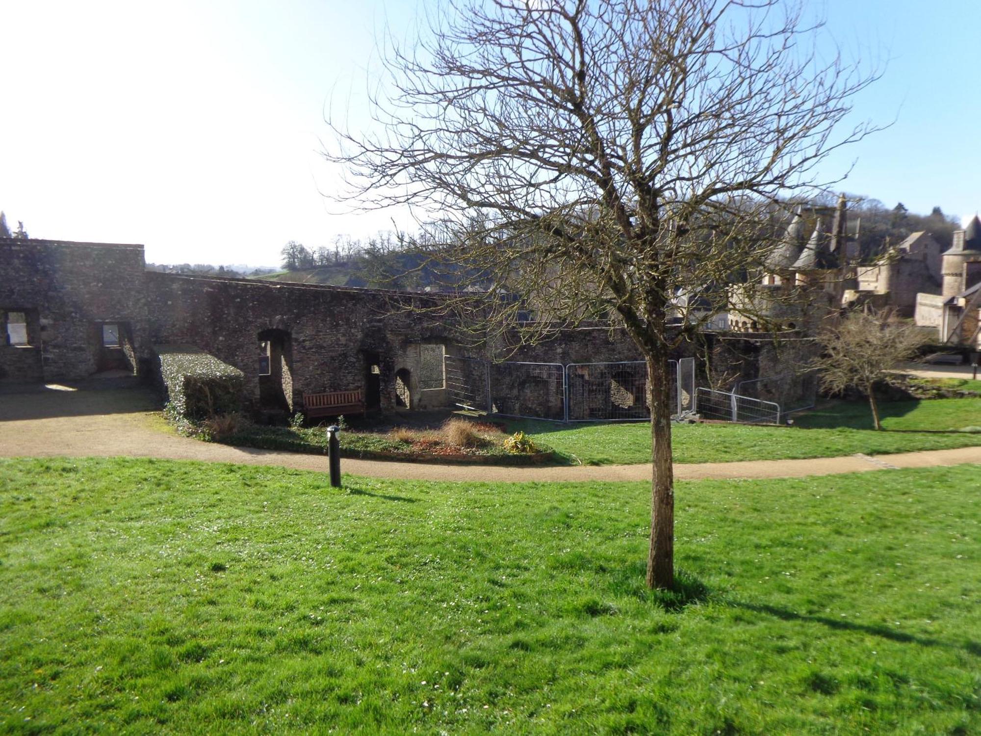 Le Relais Medieval Fougères Exterior foto